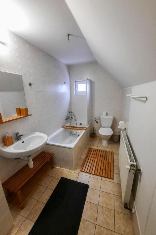 Holiday Home Holiday Hill 47 By Interhome Cista  Exterior foto